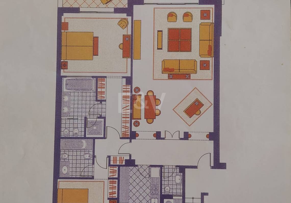 Apartamento con jardín en primera línea de playa en Los Monteros