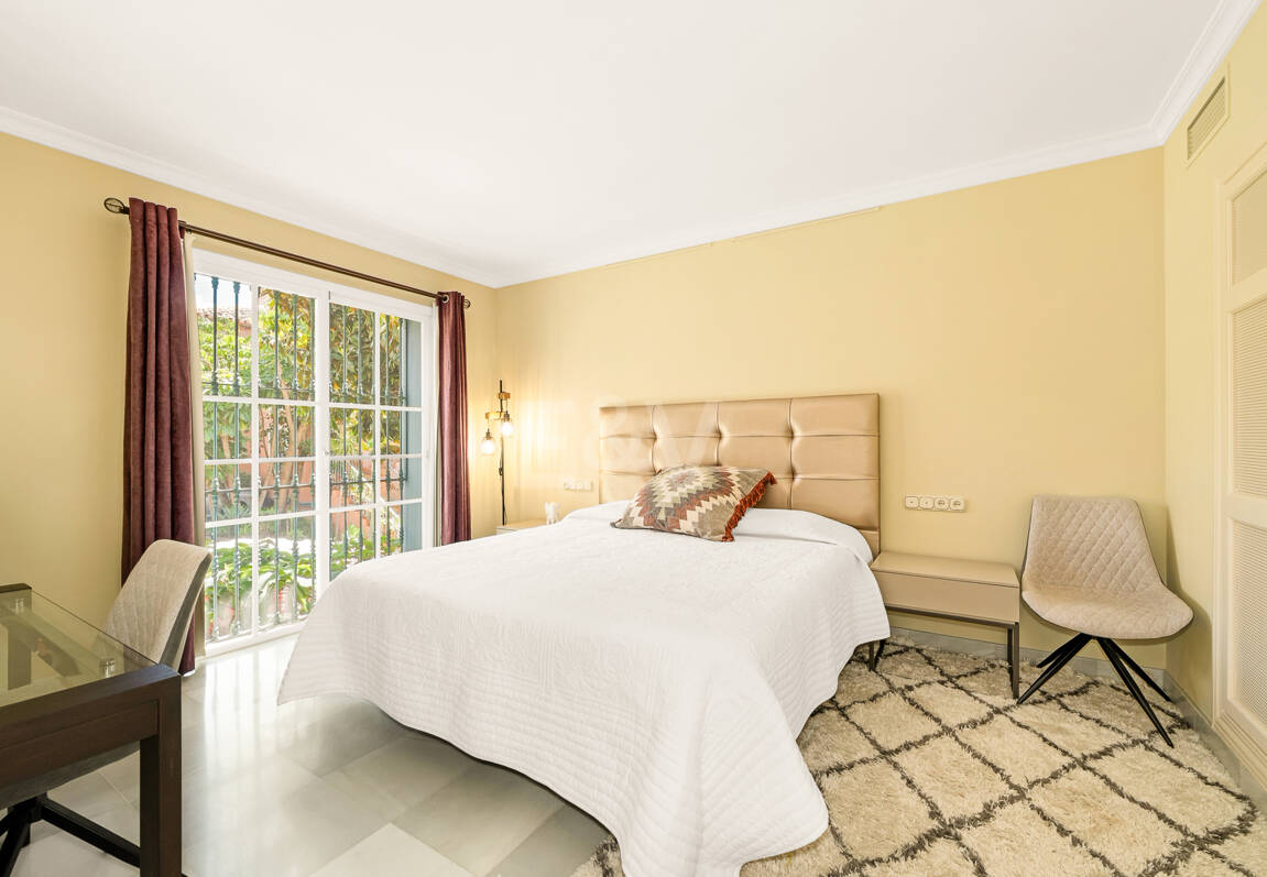 Apartamento mediterráneo refinado en Benahavís