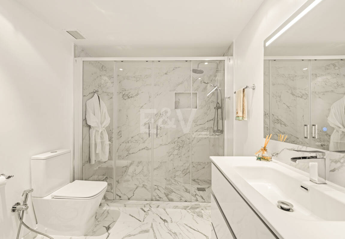 Apartamento mediterráneo refinado en Benahavís