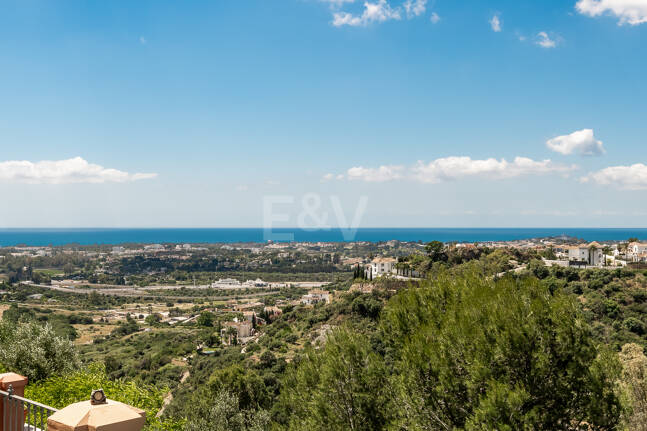 Apartamento mediterráneo refinado en Benahavís