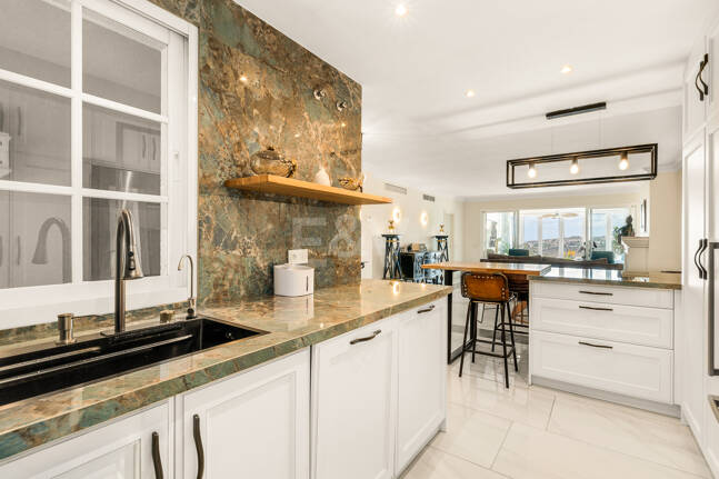 Apartamento mediterráneo refinado en Benahavís