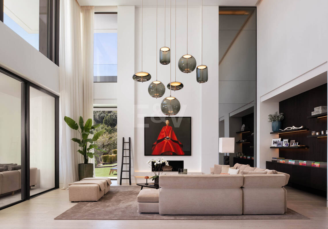 Moderne Luxusvilla in Alcuzcuz-Benahavis mit Panoramablick