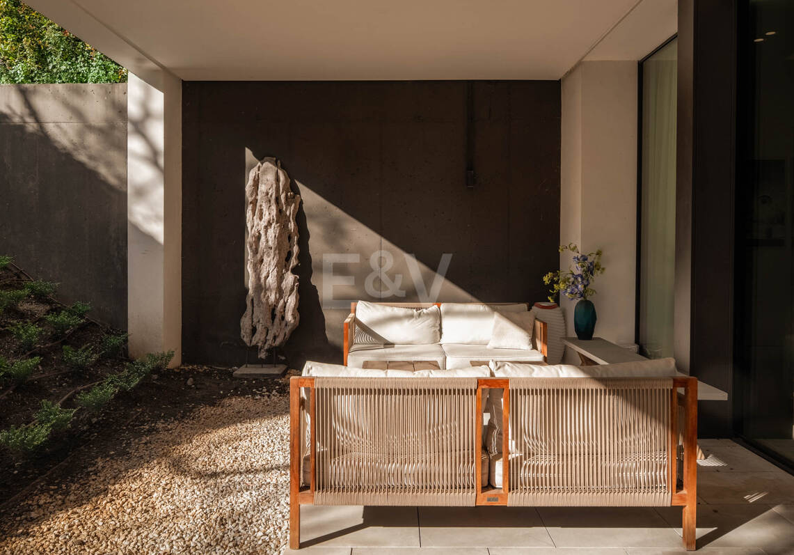 Moderne Luxusvilla in Alcuzcuz-Benahavis mit Panoramablick