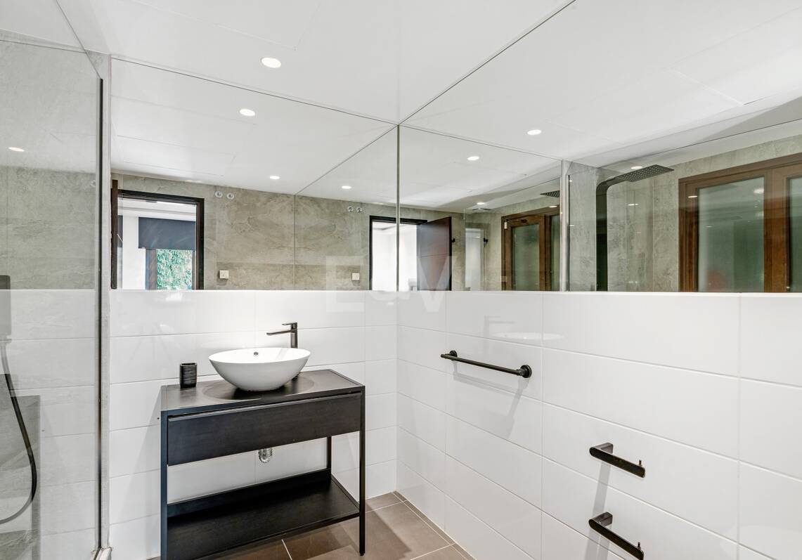 Villa raffinée dans le quartier prestigieux d'El Rosario