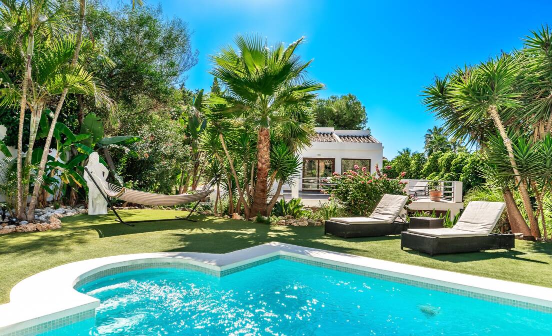 Villa à vendre en El Rosario, Marbella Est