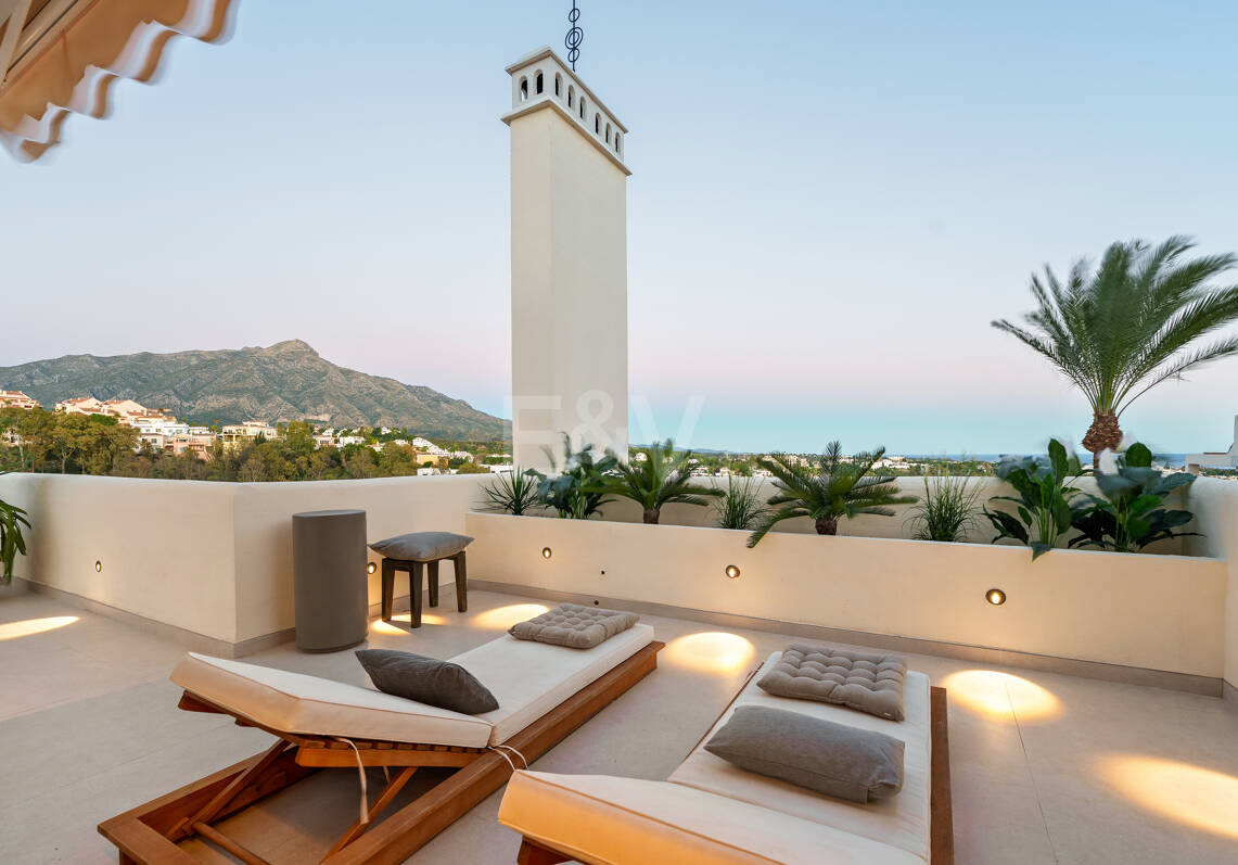 Elegant Duplex Penthouse in La Cerquilla with Spectacular Sea Views