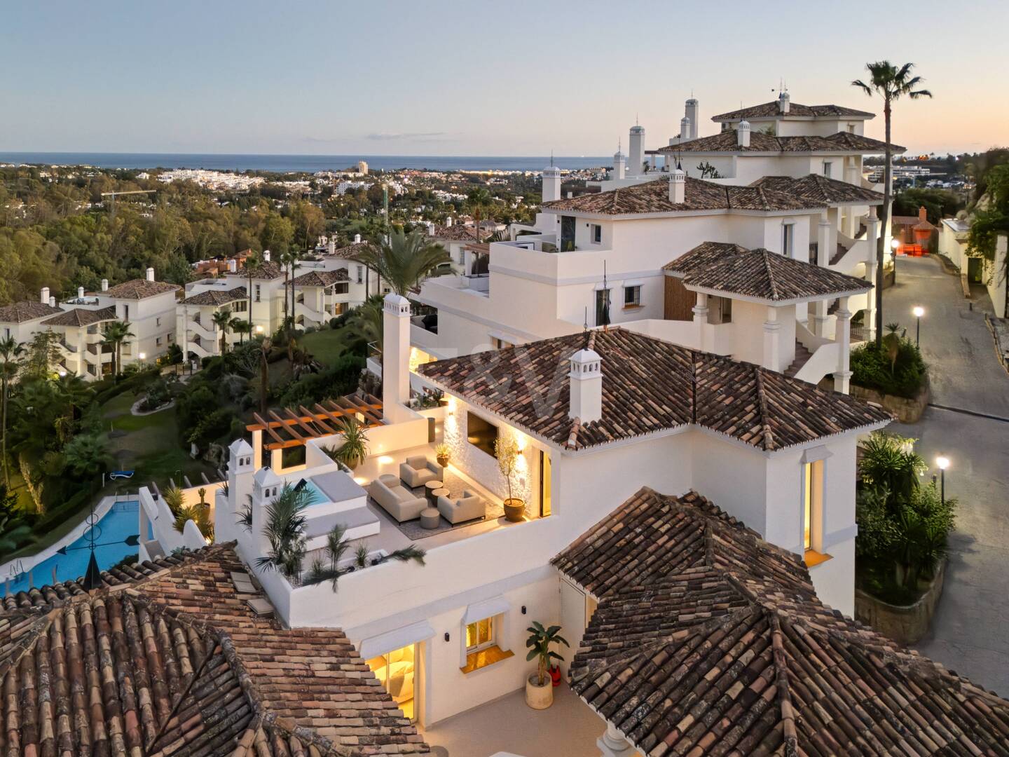 Elegant Duplex Penthouse in La Cerquilla with Spectacular Sea Views