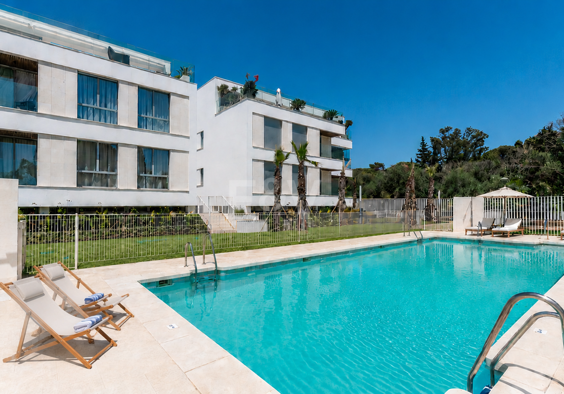 Modern Beachside Lägenhet med Premium bekvämligheter