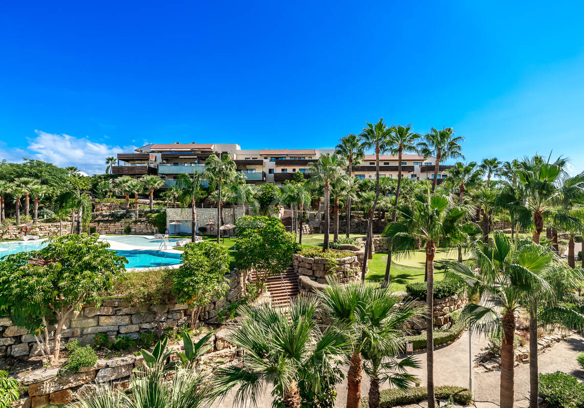Großzügiges Penthouse mit Meerblick im Golfresort Los Flamingos | Mittel- & Langzeitmiete