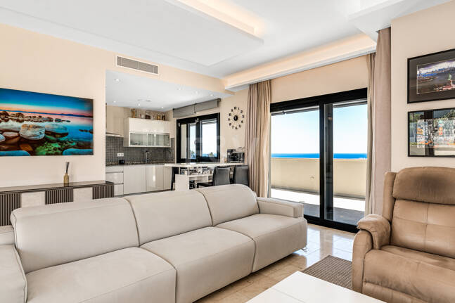 Sweeping Sea-View Penthouse in Los Flamingos Golf Resort | Mid & Long-Term Rent