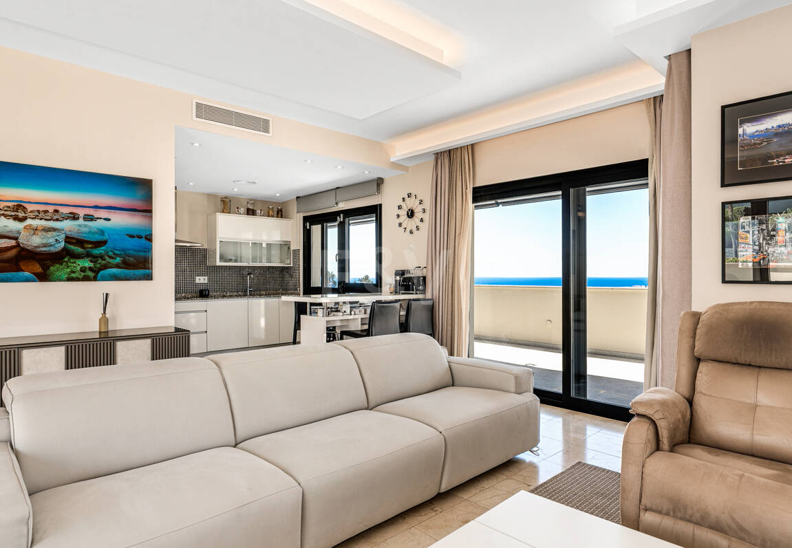Sweeping Sea-View Penthouse in Los Flamingos Golf Resort | Mid & Long-Term Rent
