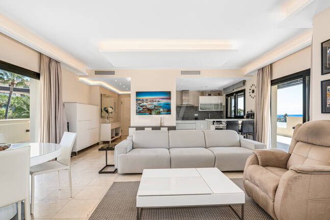 Sweeping Sea-View Penthouse in Los Flamingos Golf Resort | Mid & Long-Term Rent