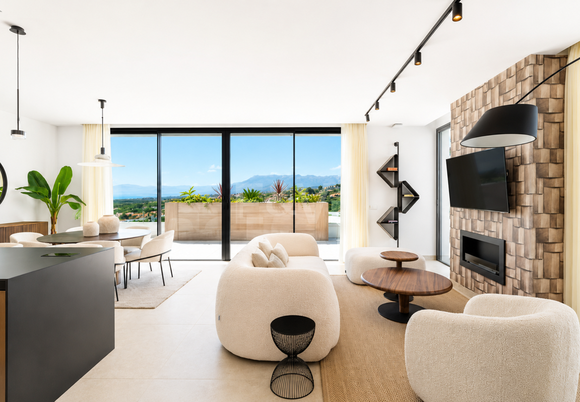 Luxus-Penthouse am Mittelmeer mit privater Dachterrassen-Oase