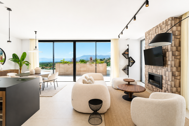 Luxus-Penthouse am Mittelmeer mit privater Dachterrassen-Oase