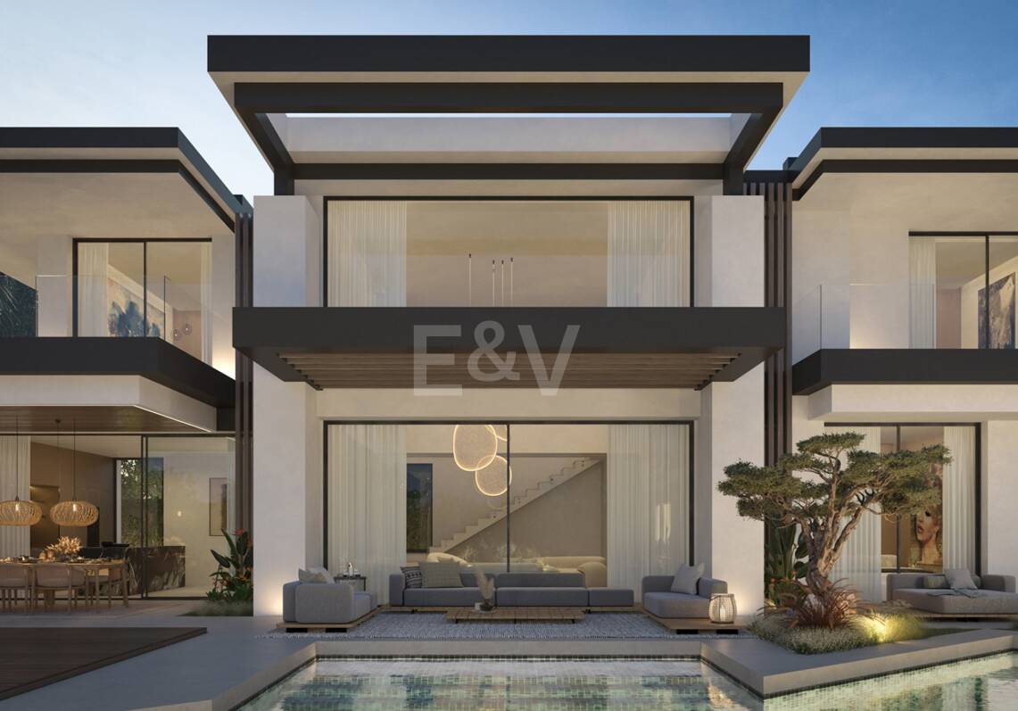 Ultra-Exclusive Living in Marbella's Prime Location with Sea & Mountain Views