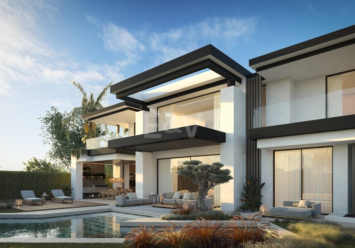 Ultra-Exclusive Living in Marbella's Prime Location with Sea & Mountain Views