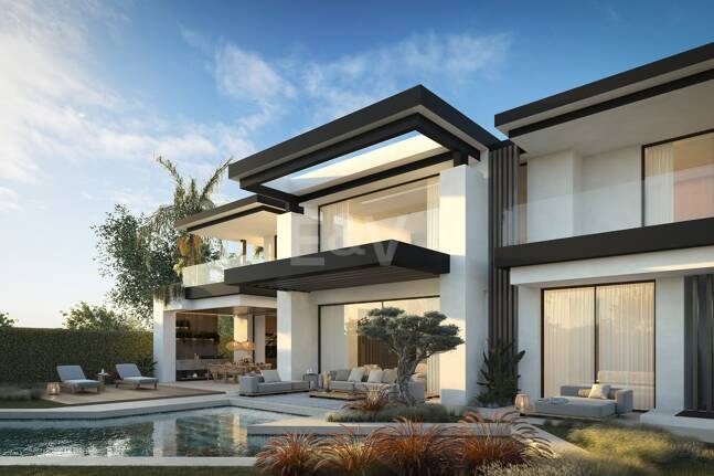 Vida ultraexclusiva en la mejor zona de Marbella con vistas al mar y a la montaña