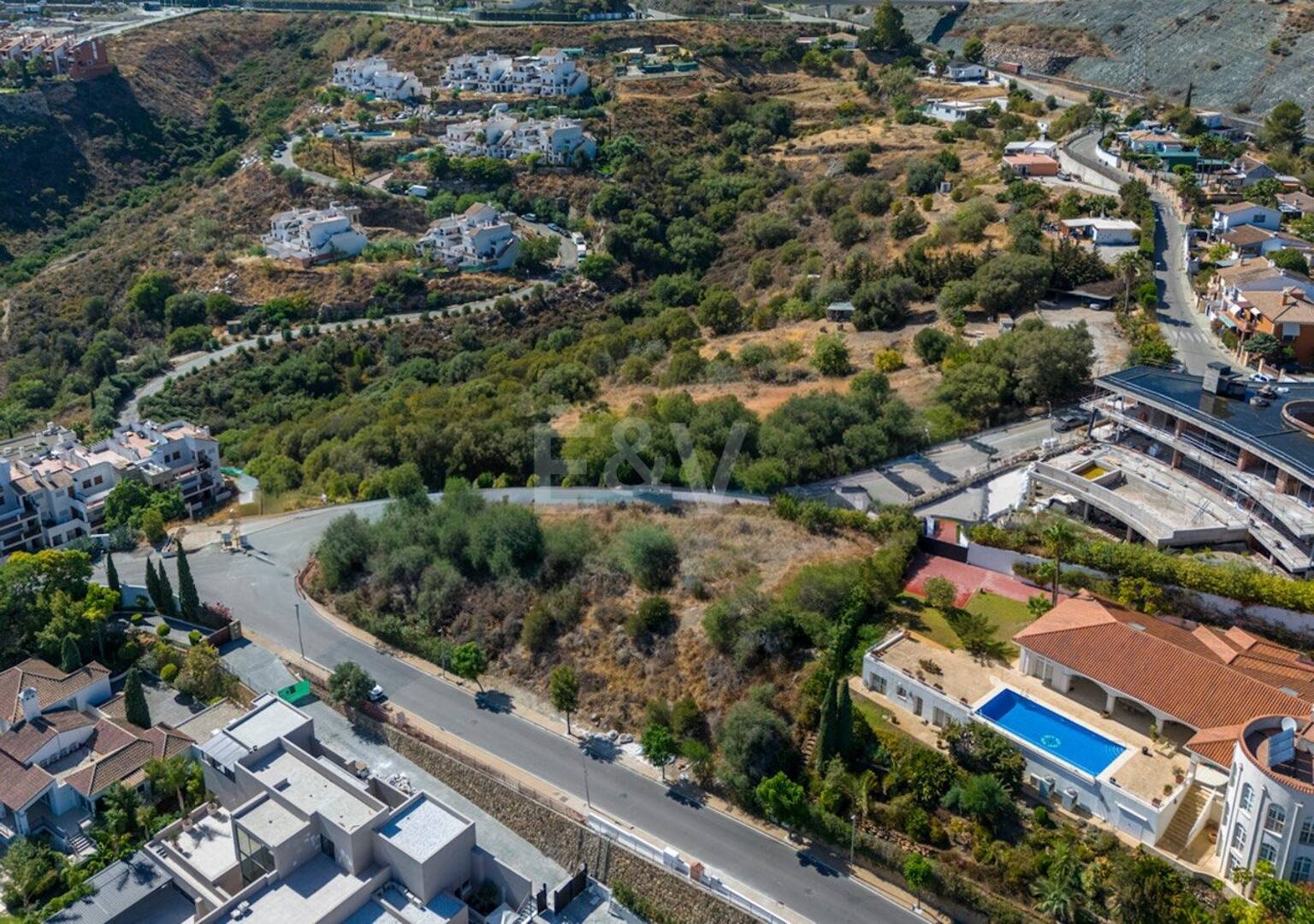 Dzialka na sprzedaż w La Alqueria, Mijas