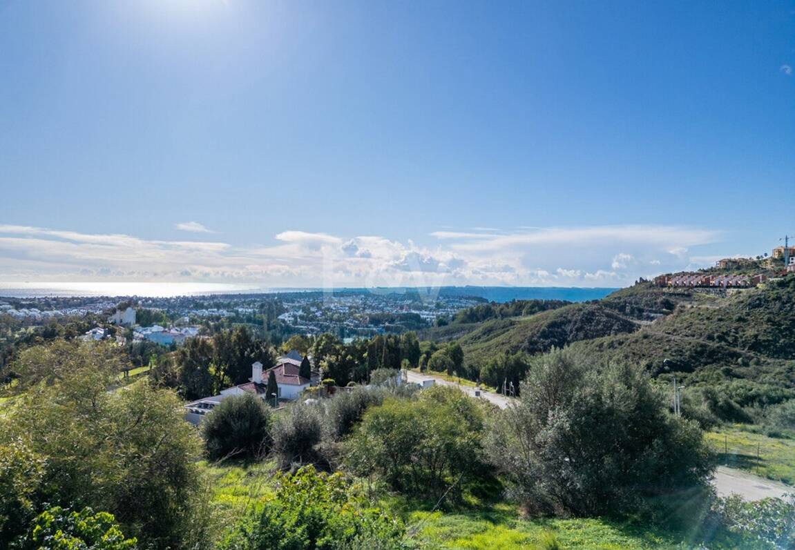 Dzialka na sprzedaż w La Alqueria, Mijas
