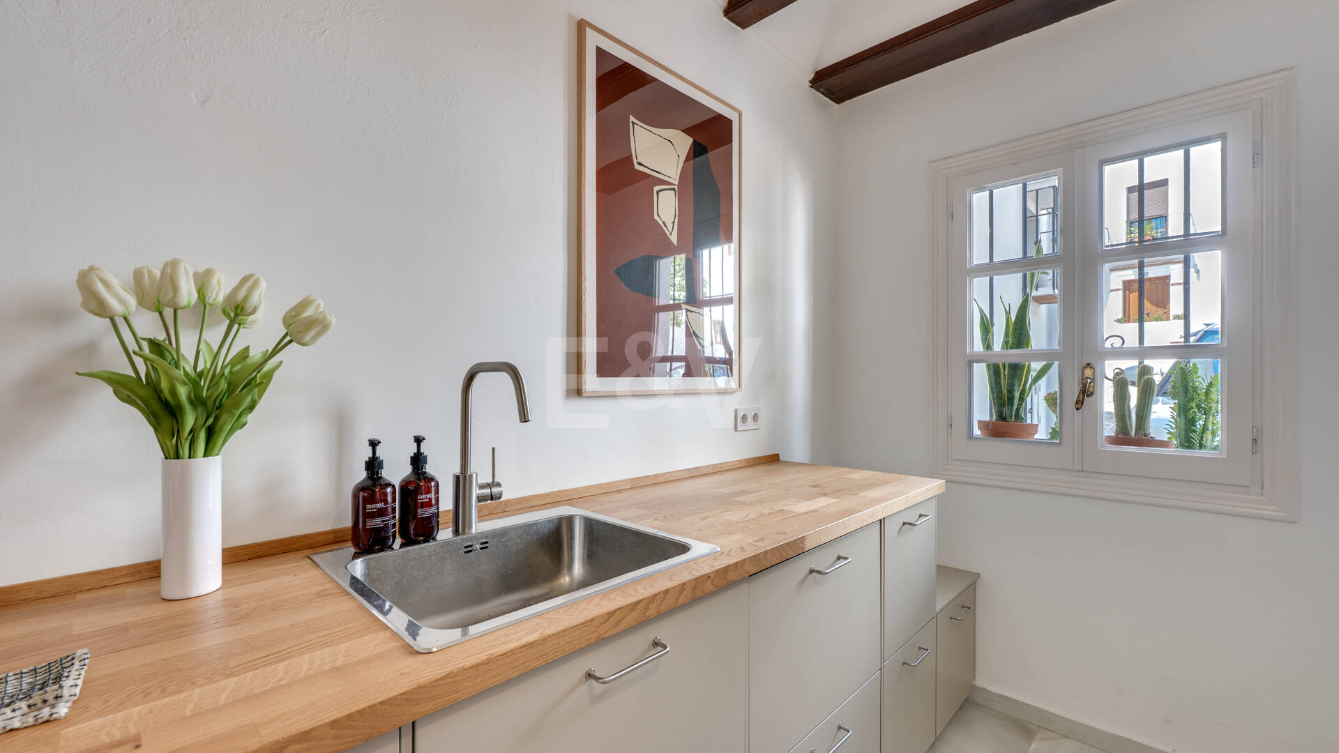 Andalusian charm with Nordic interiors in Nagüeles, The Golden Mile Marbella