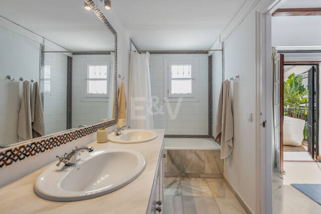 Andalusian charm with Nordic interiors in Nagüeles, The Golden Mile Marbella