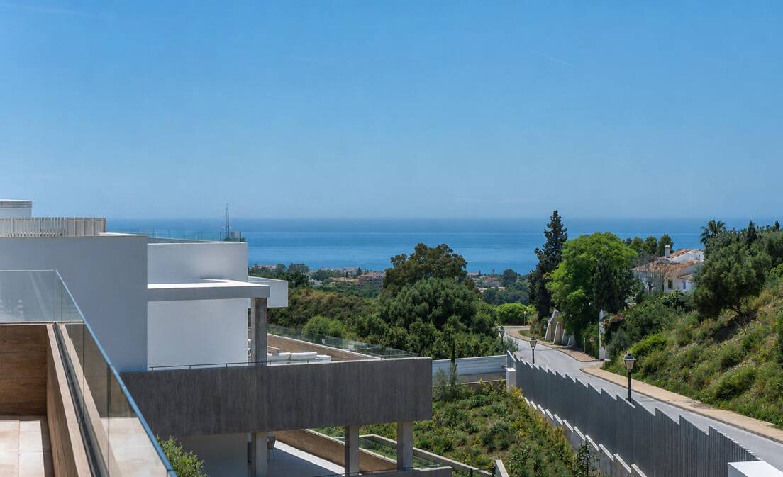 Appartement avec vue sur la mer à Altos de Los Monteros, Marbella, doté d'équipements dignes d'un complexe hôtelier