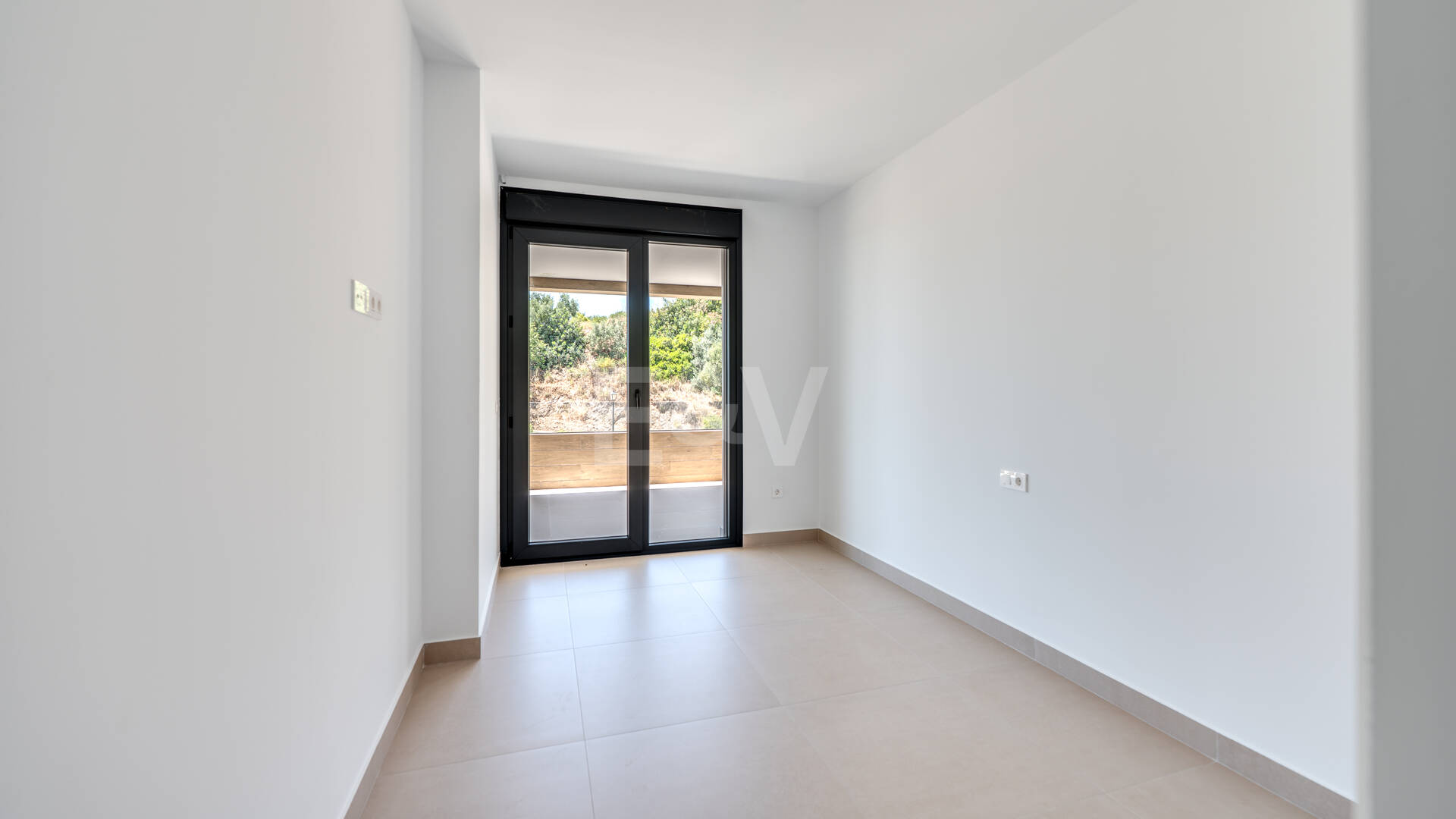 Apartament z widokiem na morze w Altos de Los Monteros w Marbelli z udogodnieniami na poziomie kurortu