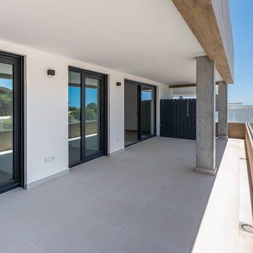 Apartament z widokiem na morze w Altos de Los Monteros w Marbelli z udogodnieniami na poziomie kurortu