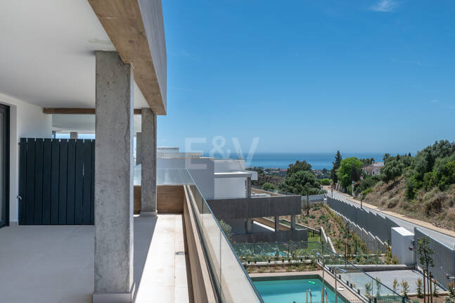 Apartament z widokiem na morze w Altos de Los Monteros w Marbelli z udogodnieniami na poziomie kurortu