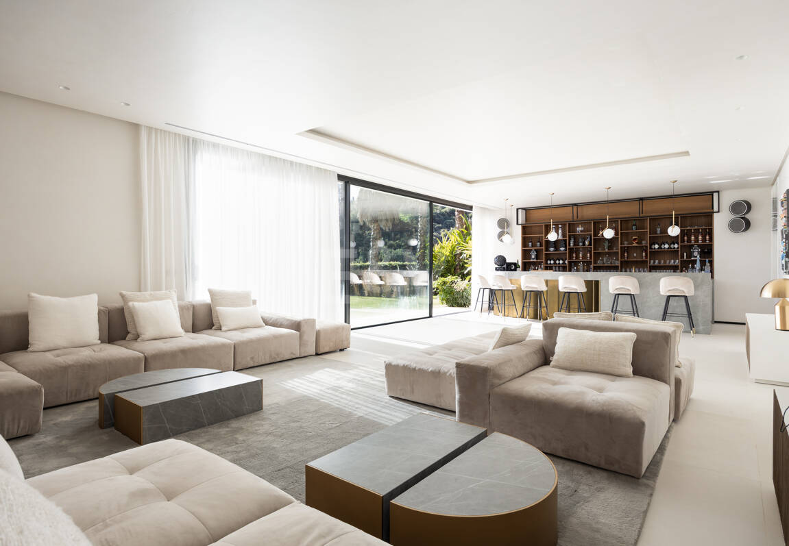 Moderne Luxusvilla mit Panoramablick