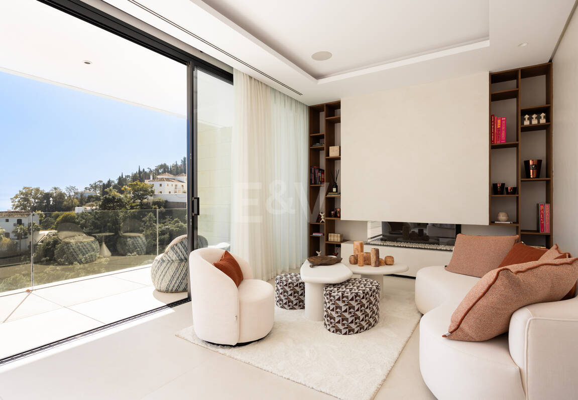 Moderne Luxusvilla mit Panoramablick