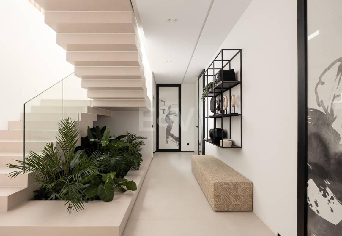 Moderne Luxusvilla mit Panoramablick