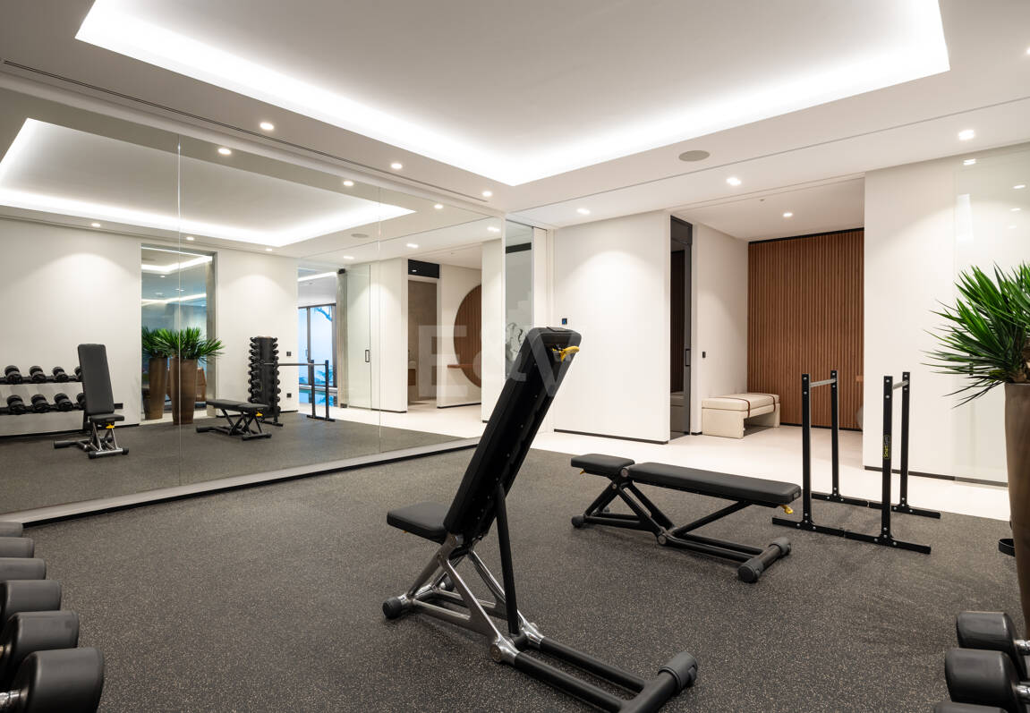 Moderne Luxusvilla mit Panoramablick