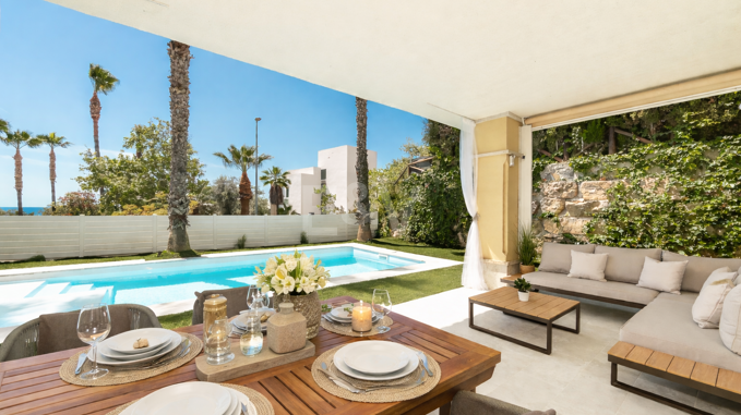 Stunning Sea and Golf View Villa in Prime Condition within Exclusive Gated Community