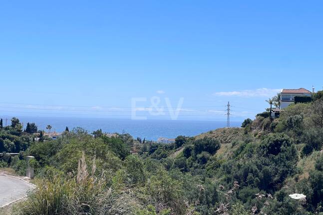 Terrain à vendre en El Rosario, Marbella Est