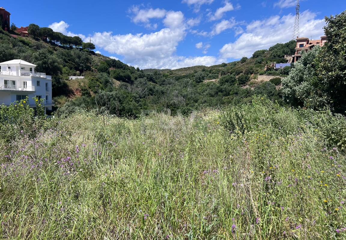 Terrain à vendre en El Rosario, Marbella Est