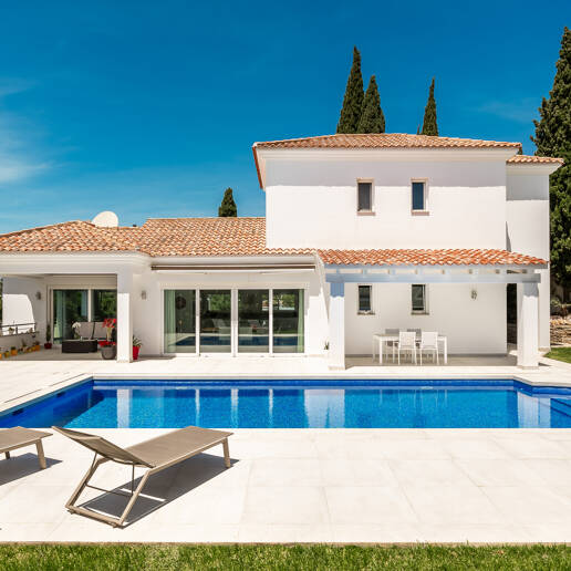 Villa till salu i El Rosario, Marbella Öst