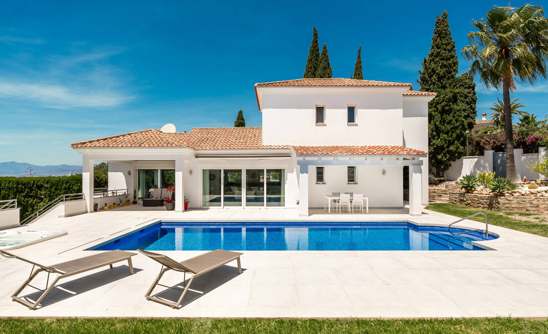 Villa à vendre en El Rosario, Marbella Est