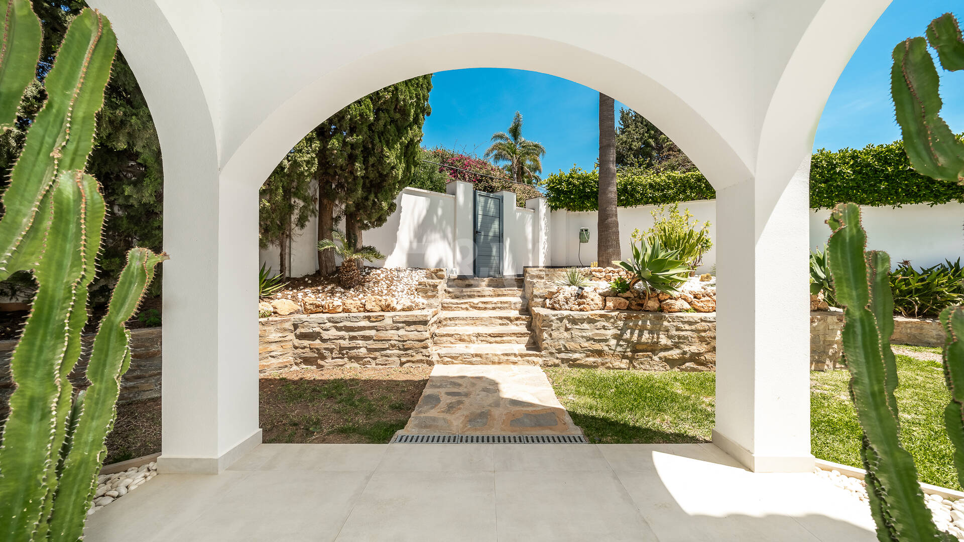 Villa till salu i El Rosario, Marbella Öst