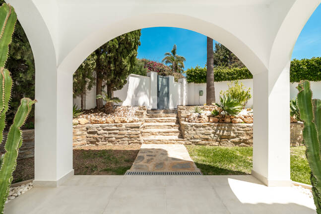 Villa till salu i El Rosario, Marbella Öst