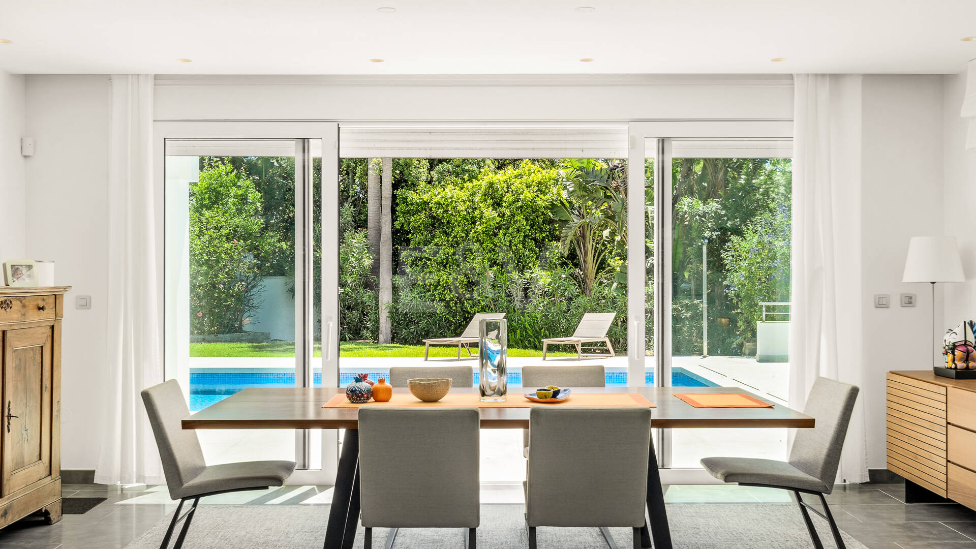 Villa till salu i El Rosario, Marbella Öst