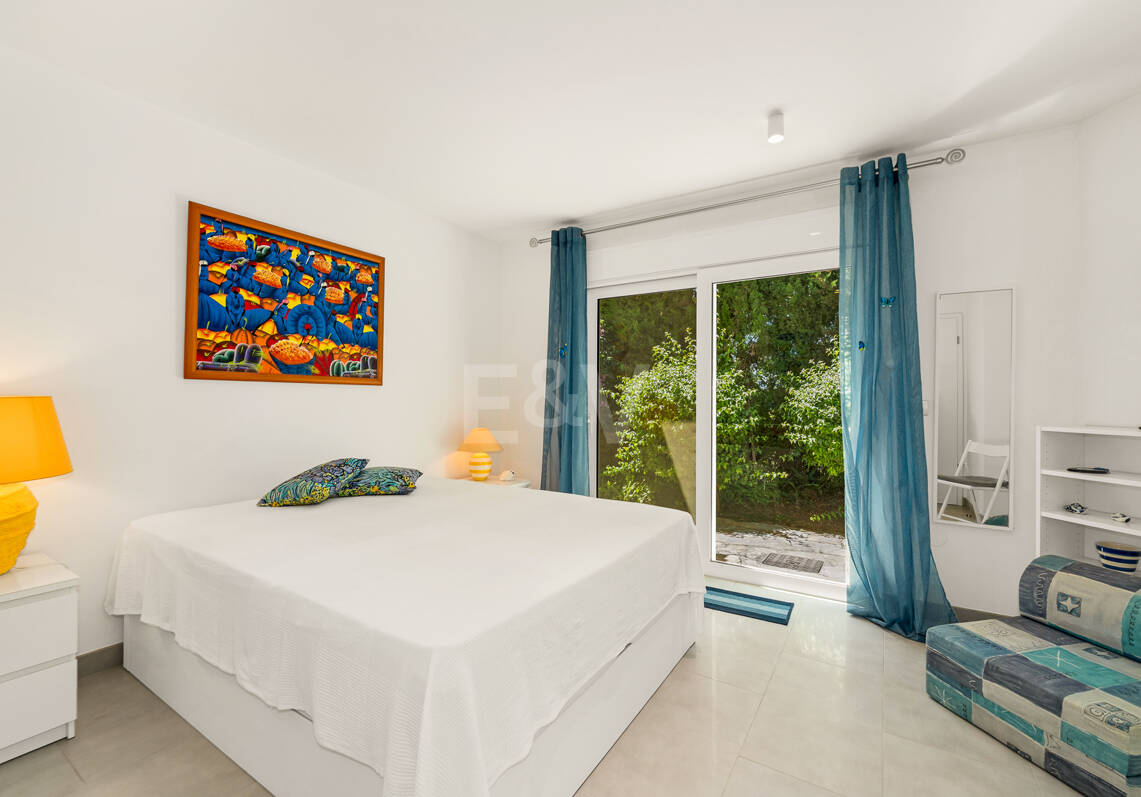 Villa contemporánea con vistas al mar y a la montaña en El Rosario