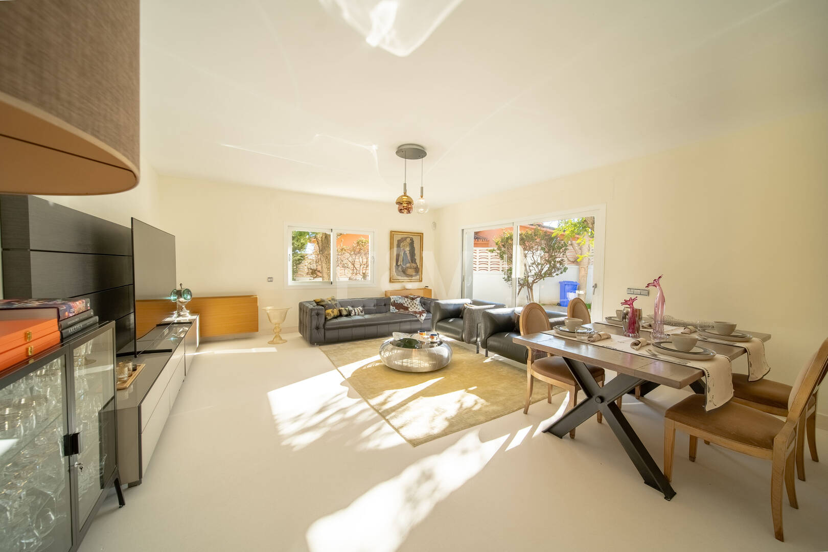 Moderne Villa nahe Golf, Annehmlichkeiten und separatem Apartment