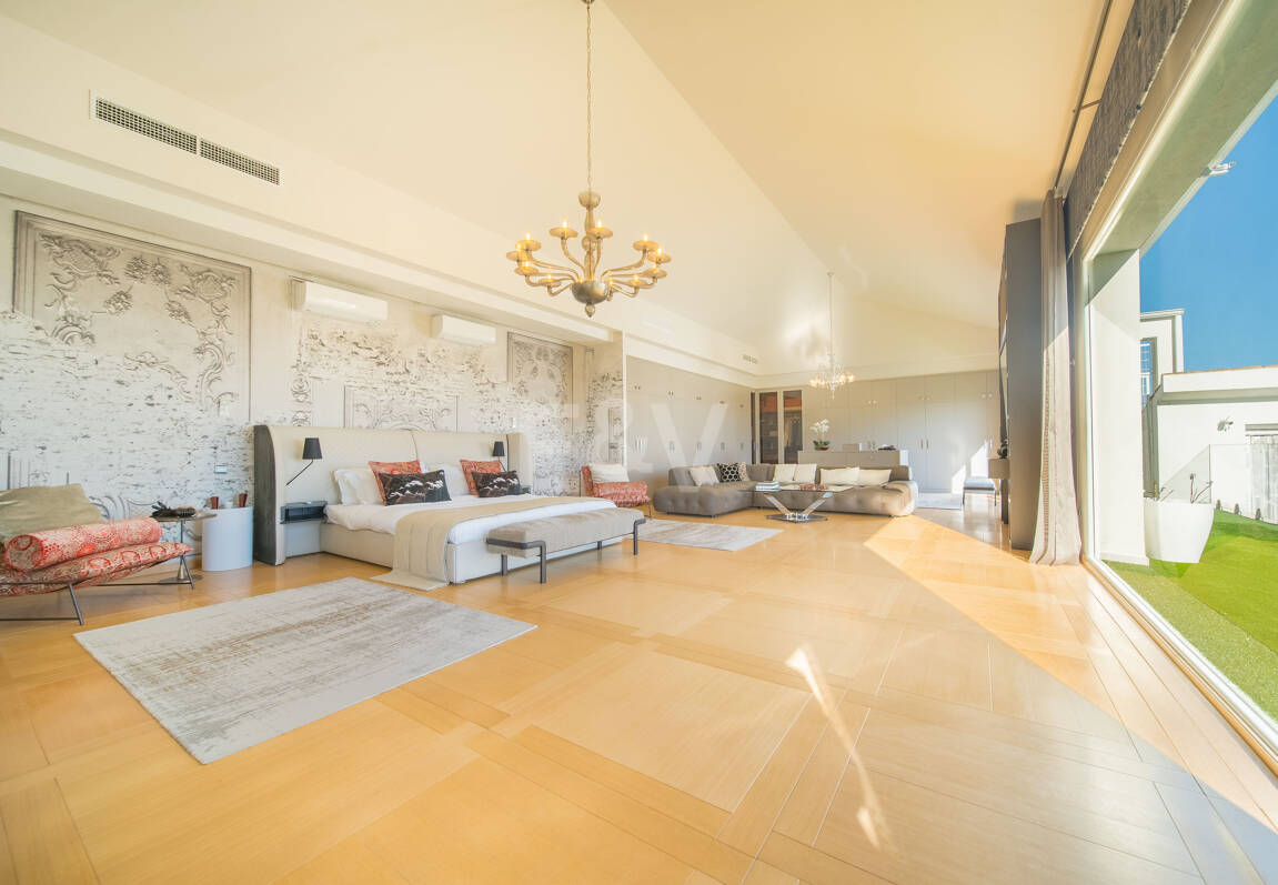 Moderne Villa nahe Golf, Annehmlichkeiten und separatem Apartment