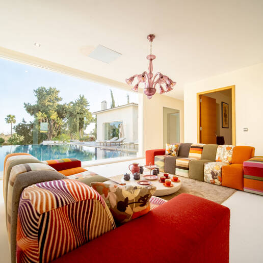 Moderne Villa nahe Golf, Annehmlichkeiten und separatem Apartment