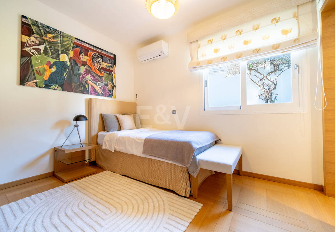 Moderne Villa nahe Golf, Annehmlichkeiten und separatem Apartment