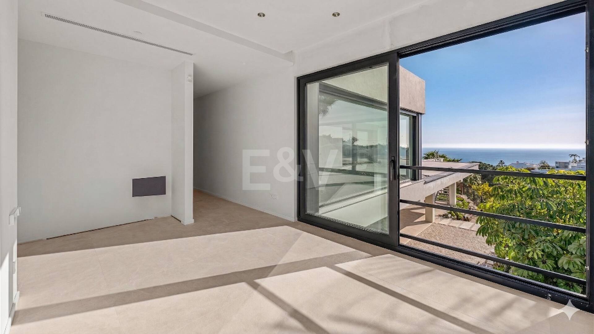 Frontline Golf Villa with Stunning Sea Views