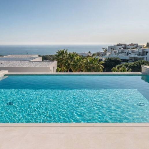 Frontline Golf Villa with Stunning Sea Views