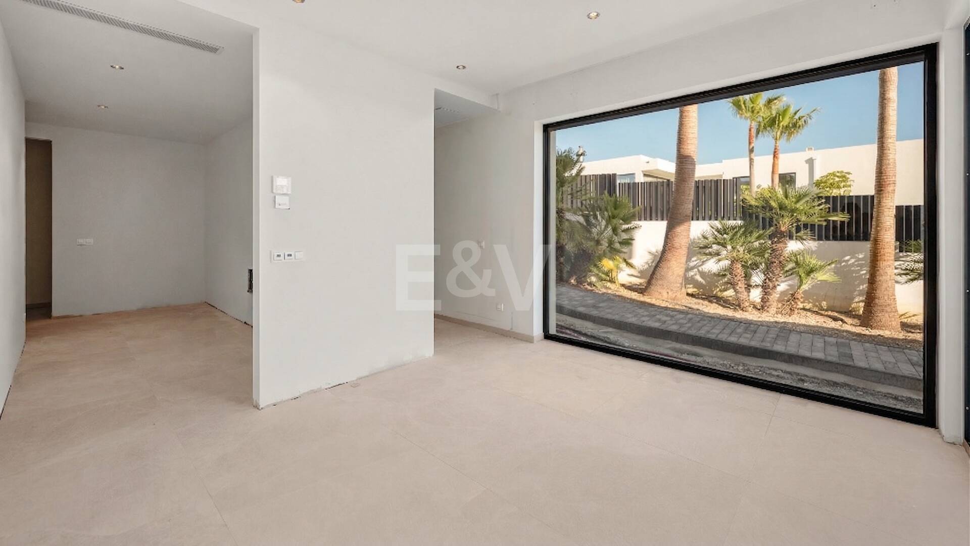 Frontline Golf Villa with Stunning Sea Views