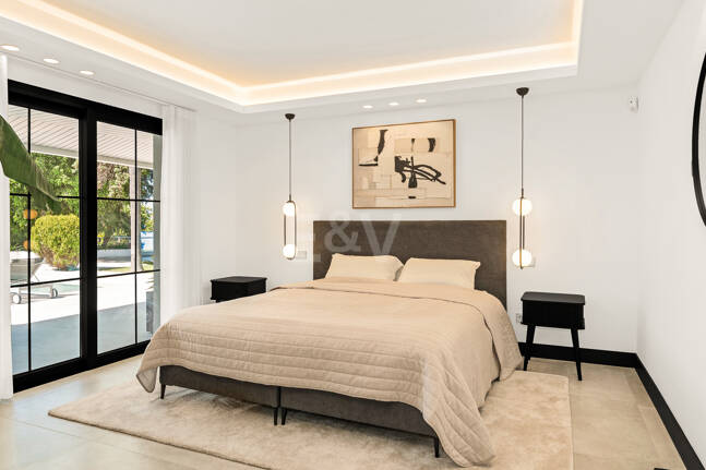 Exclusive Villa with Private Tennis Court Next to Four Seasons Resort